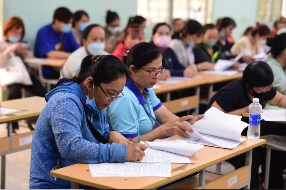 Luật Việc làm năm 2025: Mở rộng mạng lưới an sinh Luật Việc làm năm 2025: Mở rộng mạng lưới an sinh