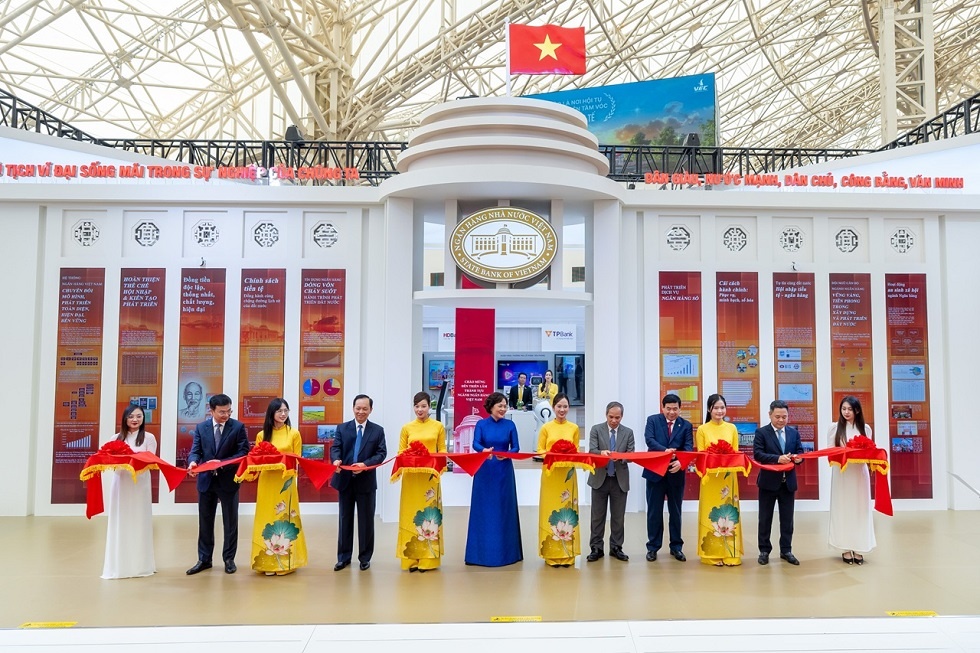 Thanh toán không chạm của VPBank: Điểm nhấn tiêu biểu trong ngành ngân hàng Thanh toán không chạm của VPBank: Điểm nhấn tiêu biểu trong ngành ngân hàng