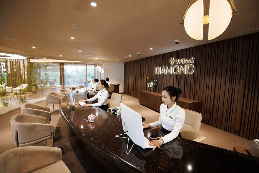 Thanh toán không chạm của VPBank: Điểm nhấn tiêu biểu trong ngành ngân hàng Thanh toán không chạm của VPBank: Điểm nhấn tiêu biểu trong ngành ngân hàng