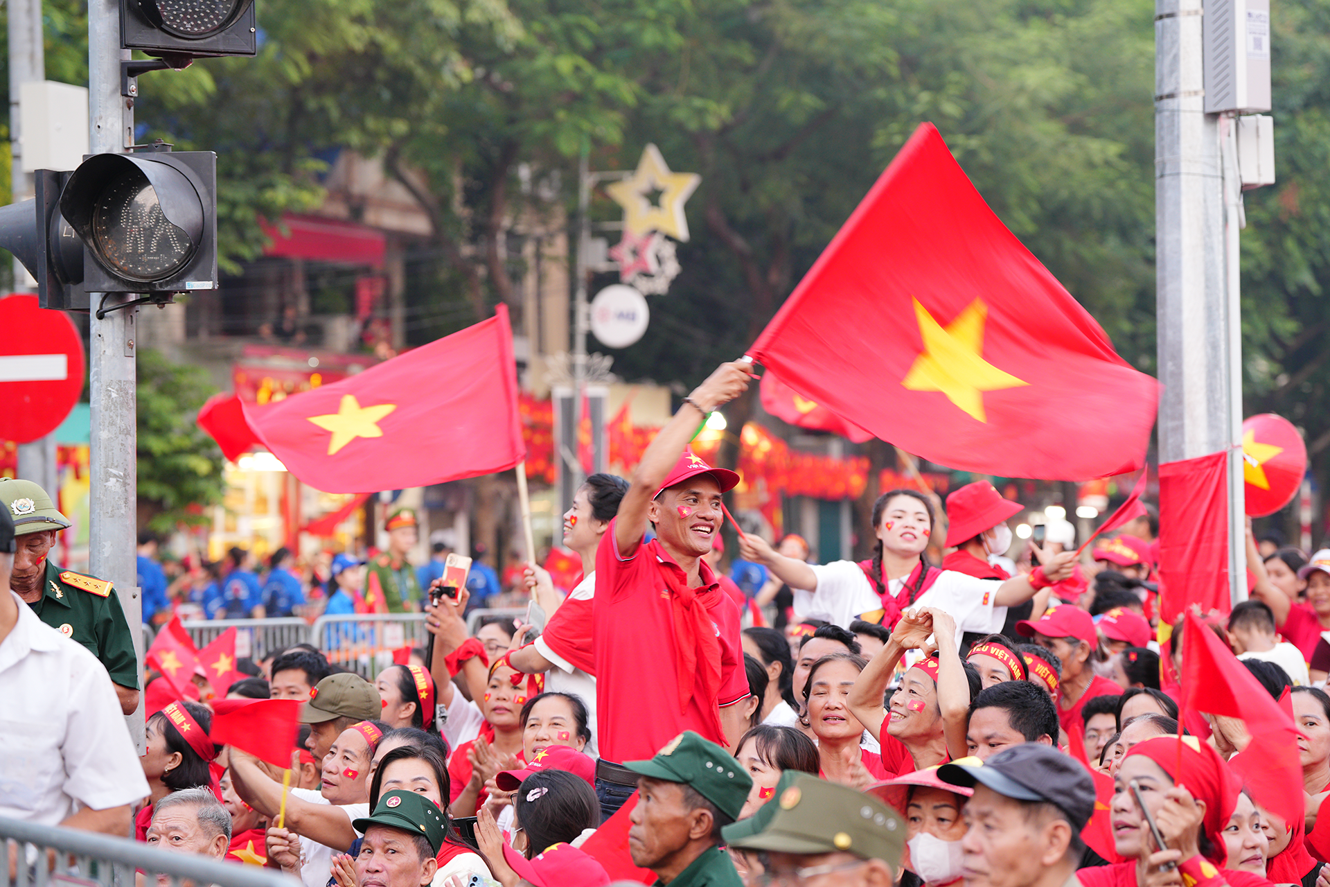 Khoảnh khắc tự hào trong ngày hội lớn của dân tộc