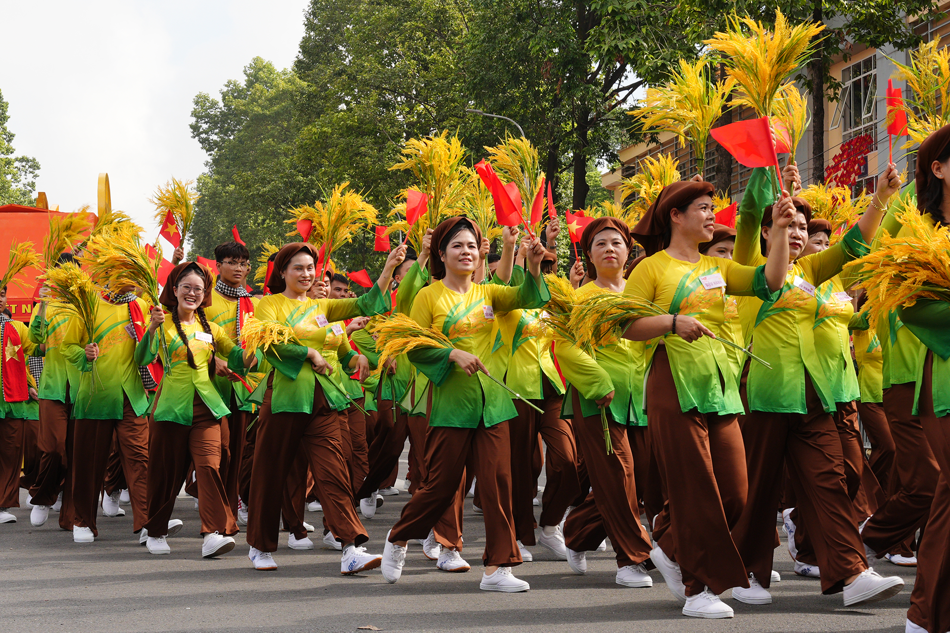 Khoảnh khắc tự hào trong ngày hội lớn của dân tộc