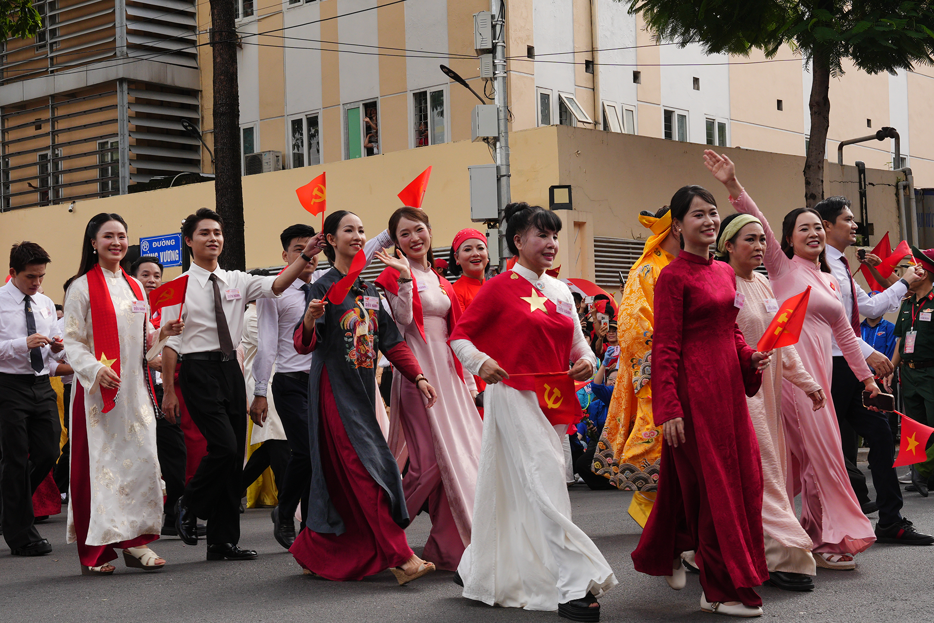 Khoảnh khắc tự hào trong ngày hội lớn của dân tộc