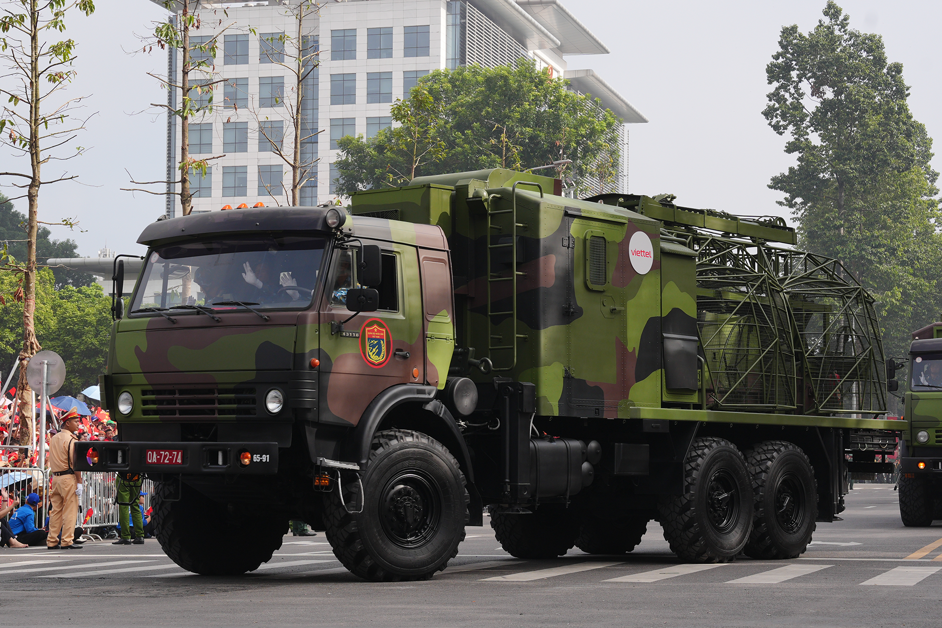 Hàng loạt vũ khí, khí tài hiện đại xuất hiện trong lễ diễu binh, diễu hành A80 Hàng loạt vũ khí, khí tài hiện đại xuất hiện trong lễ diễu binh, diễu hành A80