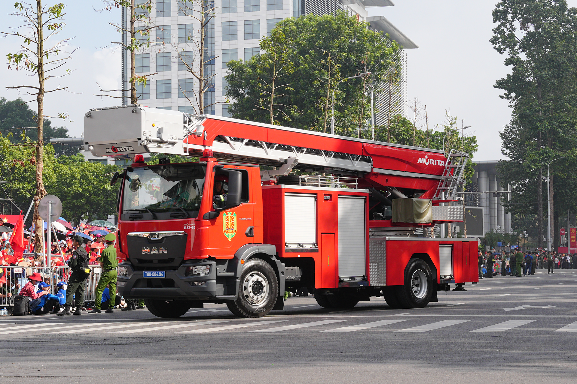 Hàng loạt vũ khí, khí tài hiện đại xuất hiện trong lễ diễu binh, diễu hành A80 Hàng loạt vũ khí, khí tài hiện đại xuất hiện trong lễ diễu binh, diễu hành A80