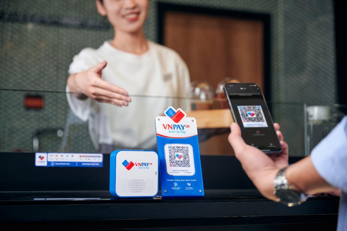 Giải pháp thanh toán VNPAY-QR phù hợp với cả hệ thống chuỗi cửa hàng, tiểu thương và doanh nghiệp nhỏ.