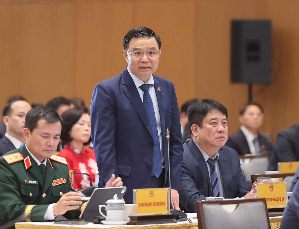 Ông Lê Mạnh Hùng, Chủ tịch HĐTV Petrovietnam phát biểu tại Hội nghị 