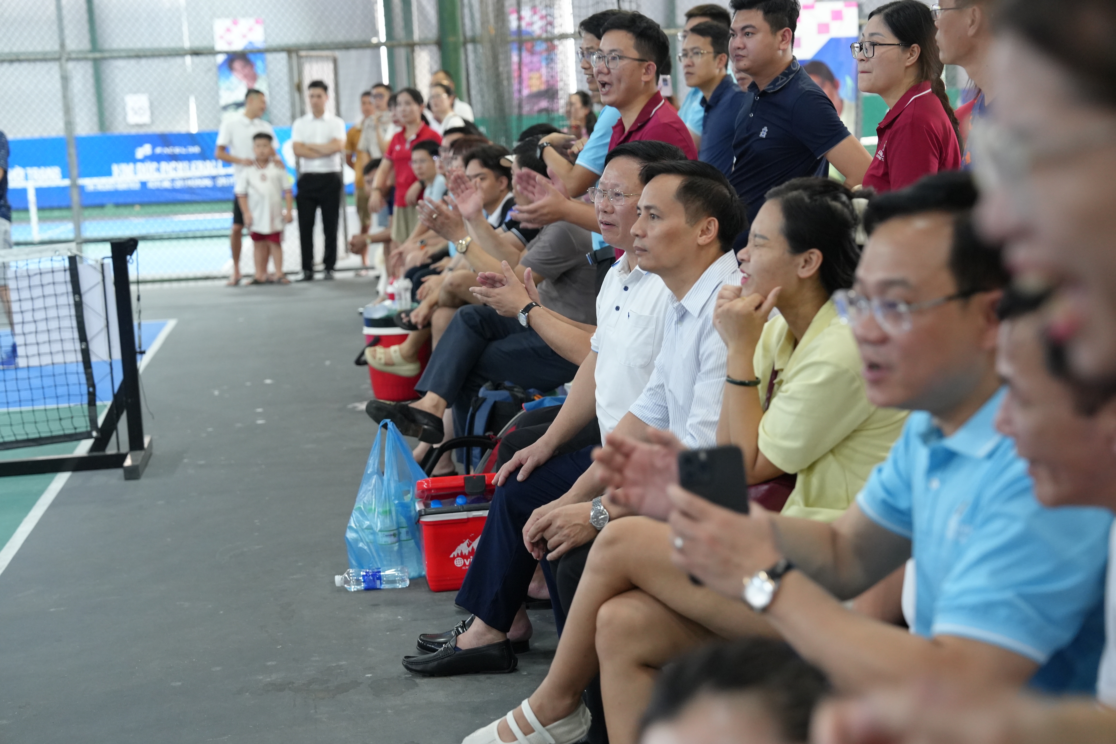 Phát huy tinh thần thể thao để gắn kết, quyết tâm hoàn thành nhiệm vụ của ngành Ngân hàng Phát huy tinh thần thể thao để gắn kết, quyết tâm hoàn thành nhiệm vụ của ngành Ngân hàng