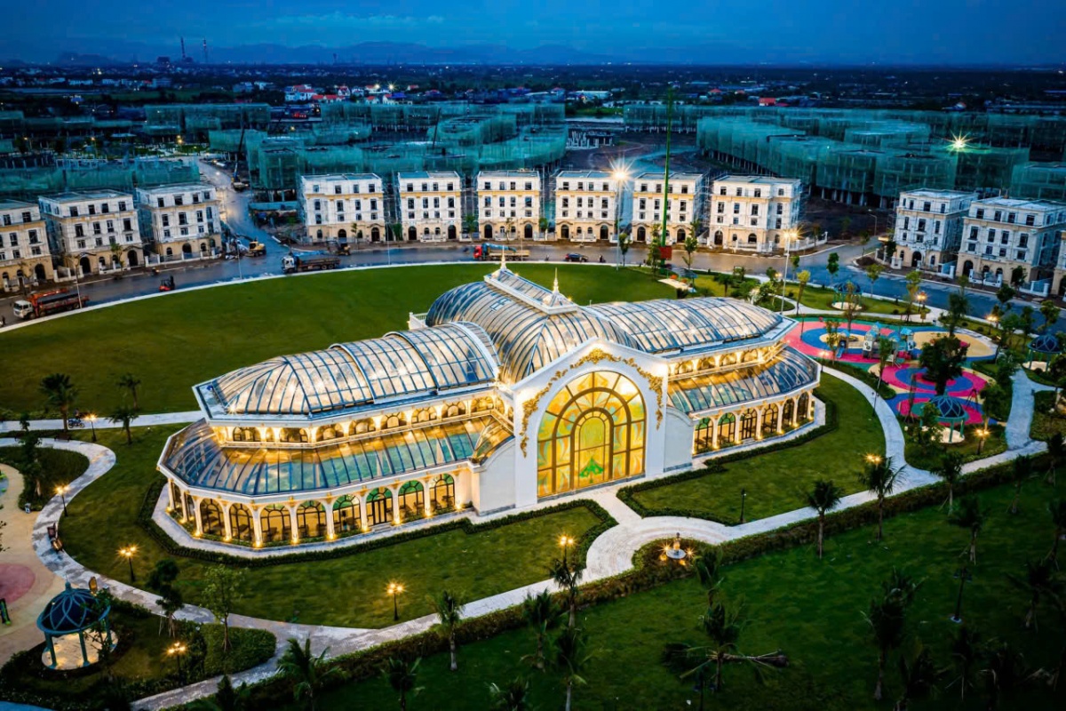 Tiện ích trong lòng Vinhomes Royal Island mang dấu ấn kiến trúc châu Âu hoa lệ