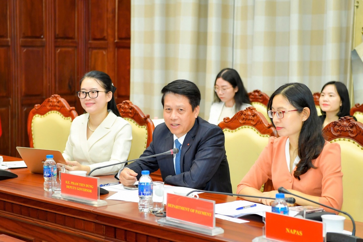 Phó Thống đốc Phạm Tiến Dũng tiếp Phó Chủ tịch Toàn cầu Tập đoàn Mastercard