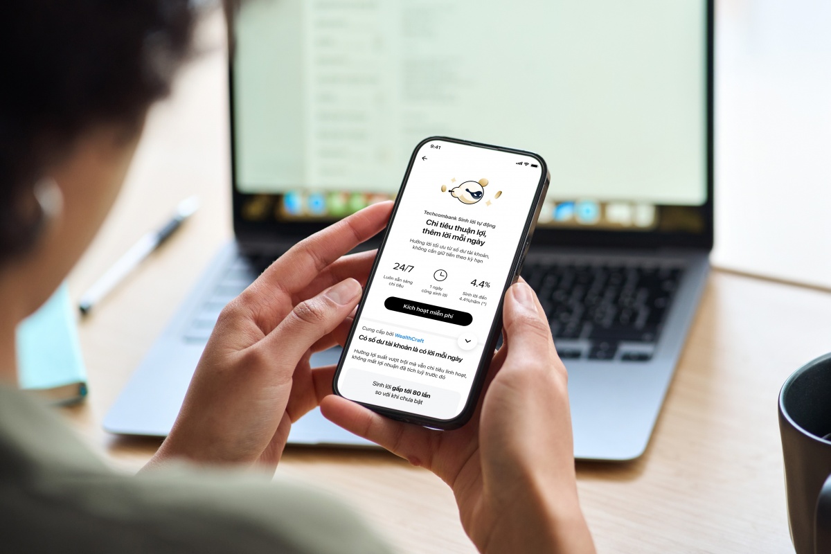 Tính đến hết quý 2.2025, đã có 4.1 triệu khách hàng sử dụng sản phẩm Techcombank Sinh Lời Tự Động Tính đến hết quý 2.2025, đã có 4.1 triệu khách hàng sử dụng sản phẩm Techcombank Sinh Lời Tự Động