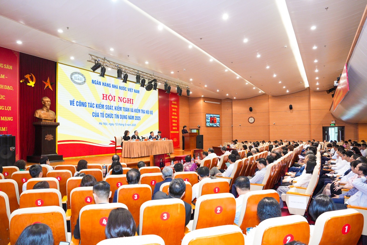 Tăng cường công tác kiểm soát, kiểm toán và kiểm tra nội bộ của TCTD Tăng cường công tác kiểm soát, kiểm toán và kiểm tra nội bộ của TCTD