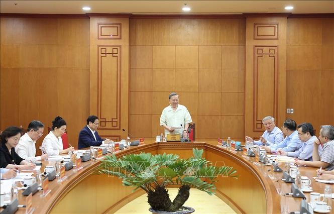 Tổng Bí thư Tô Lâm chủ trì cuộc làm việc - Ảnh: TTXVN Tổng Bí thư Tô Lâm chủ trì cuộc làm việc - Ảnh: TTXVN