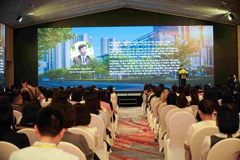 Ông Nguyễn Ngọc Bách, Chủ tịch CFO Việt Nam phát biểu khai mạc