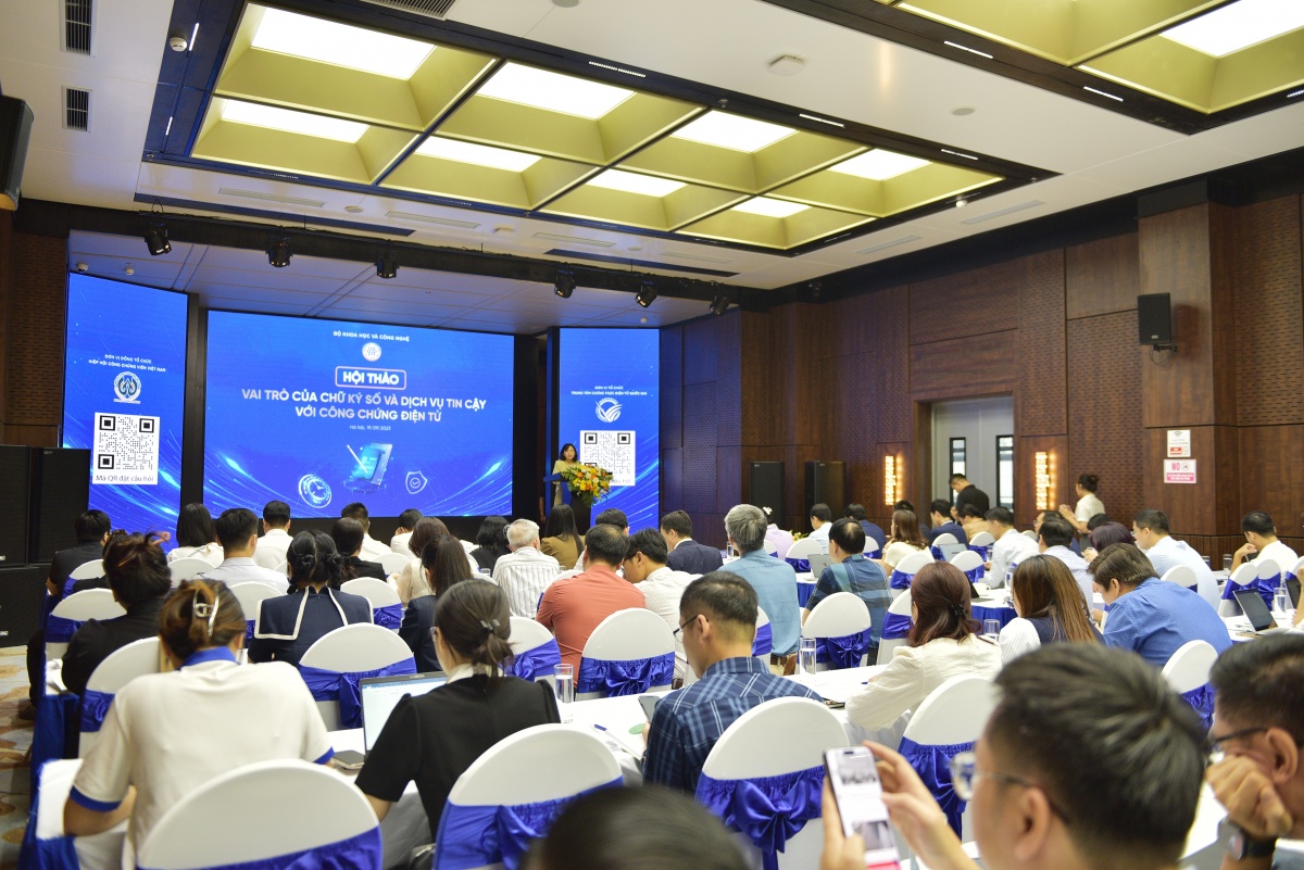 Chữ ký số góp phần đảm bảo niềm tin trong các giao dịch điện tử Chữ ký số góp phần đảm bảo niềm tin trong các giao dịch điện tử