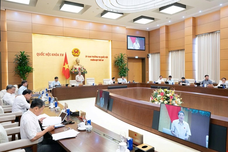 Toàn cảnh phiên họp