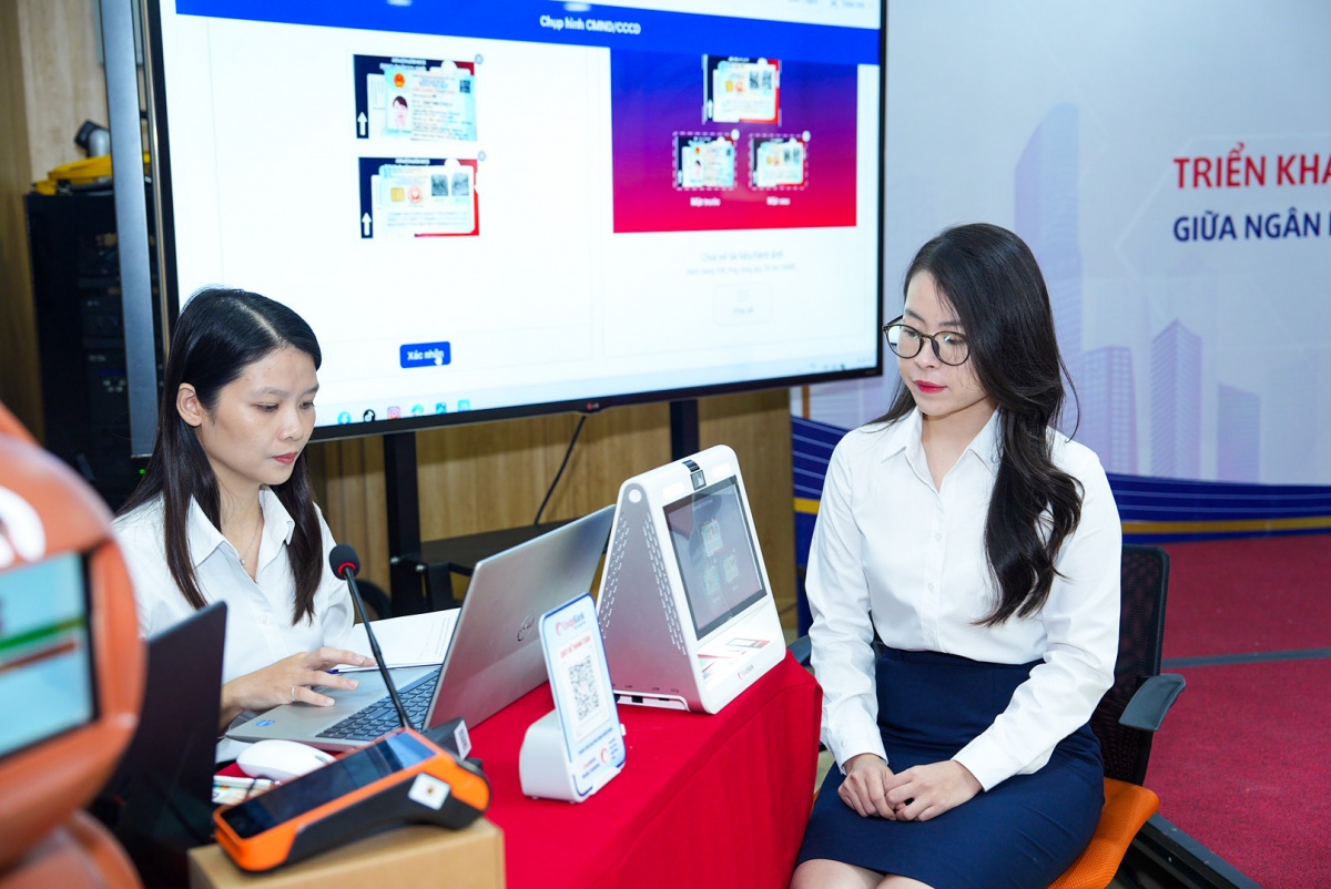 Trải nghiệm giải pháp POS lưu trú do Co-opBank và Sao Mai Tech chính thức triển khai tại buổi lễ ký kết