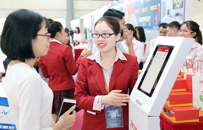 Ngành Ngân hàng khu vực vừa giữ vai trò trụ cột về vốn cho nền kinh tế, vừa là động lực hỗ trợ thúc đẩy sự phát triển toàn diện của các địa phương