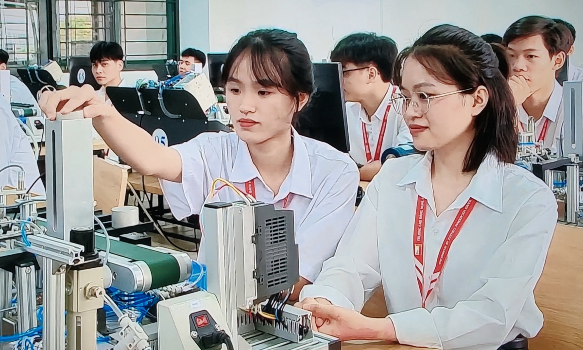 Doanh nghiệp và Nhà trường cần coi nhau như đối tác chiến lược, cùng đầu tư lâu dài