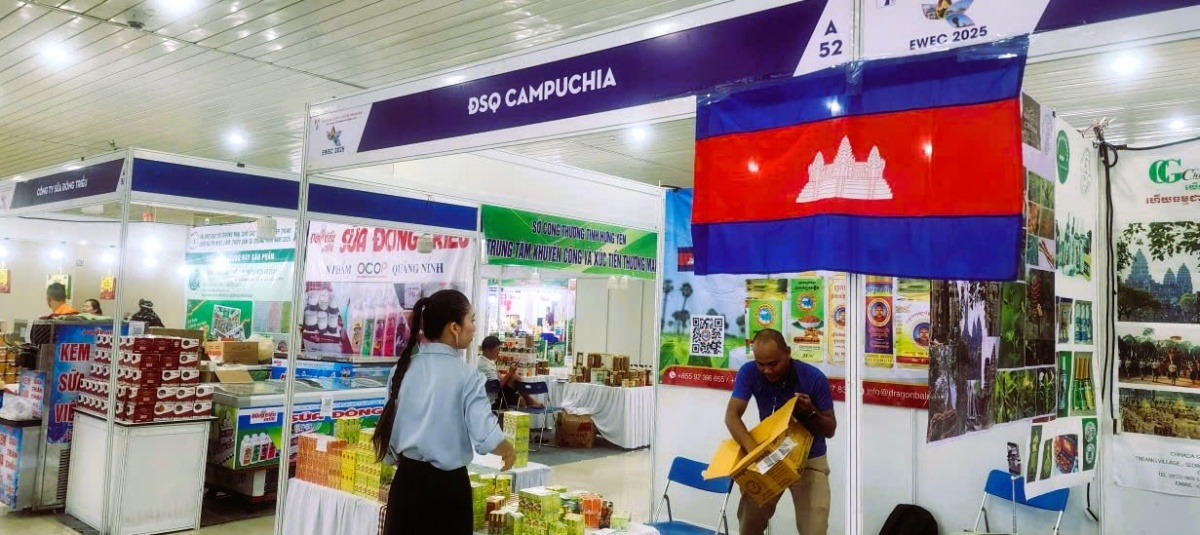 Gian hàng của Campuchia tại Hội chợ EWEC - Đà Nẵng năm 2025