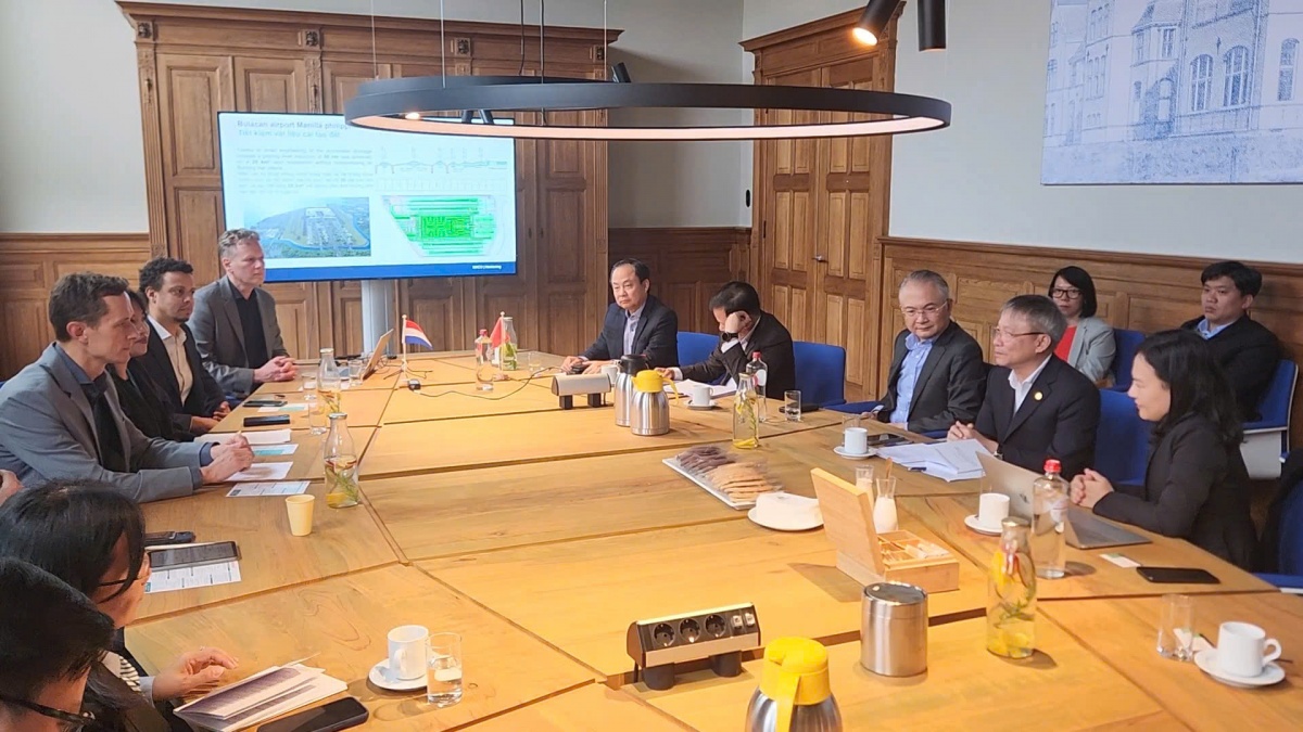 Đà Nẵng xúc tiến hợp tác đầu tư lĩnh vực đô thị thông minh, hàng không và cảng biển tại Hà Lan