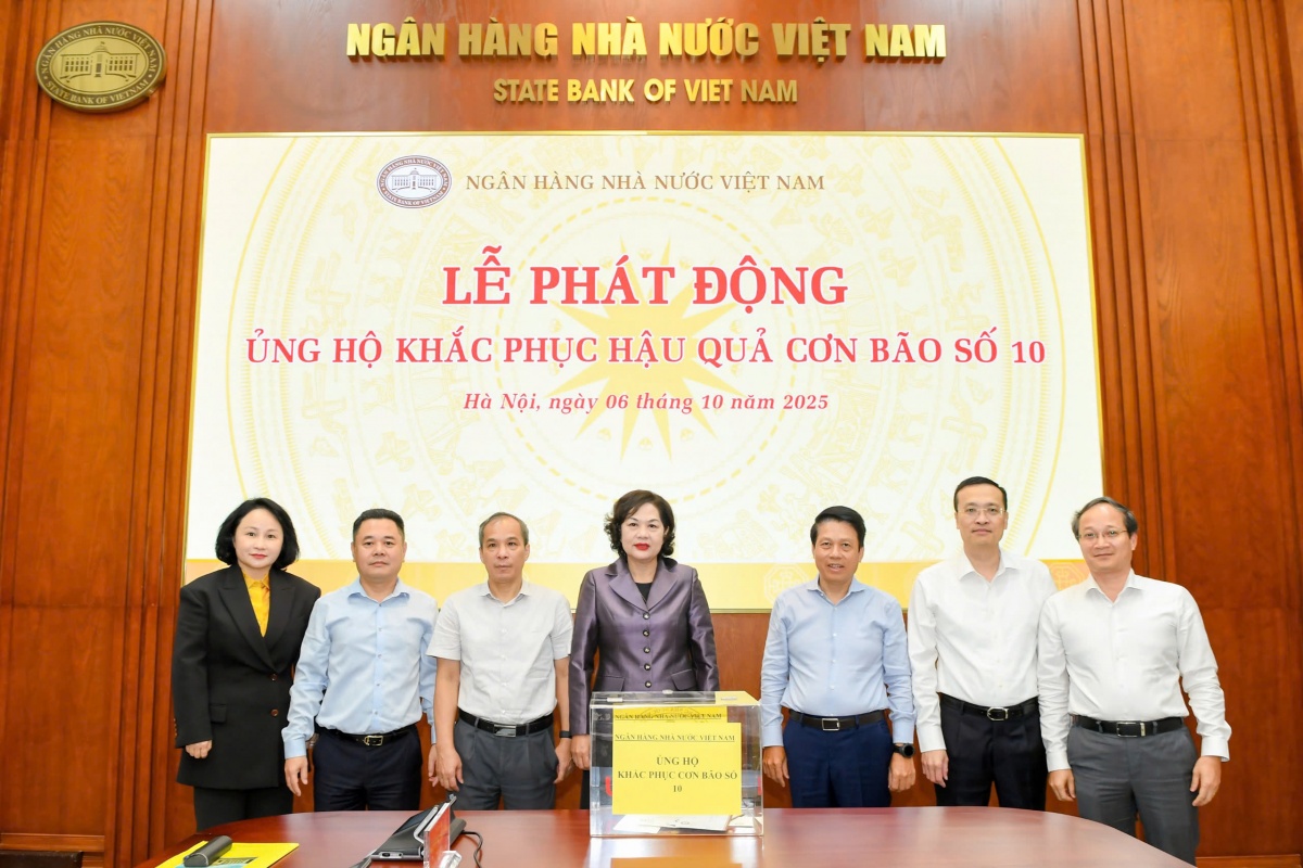 Ngành Ngân hàng phát động ủng hộ đồng bào bị thiệt hại do bão số 10