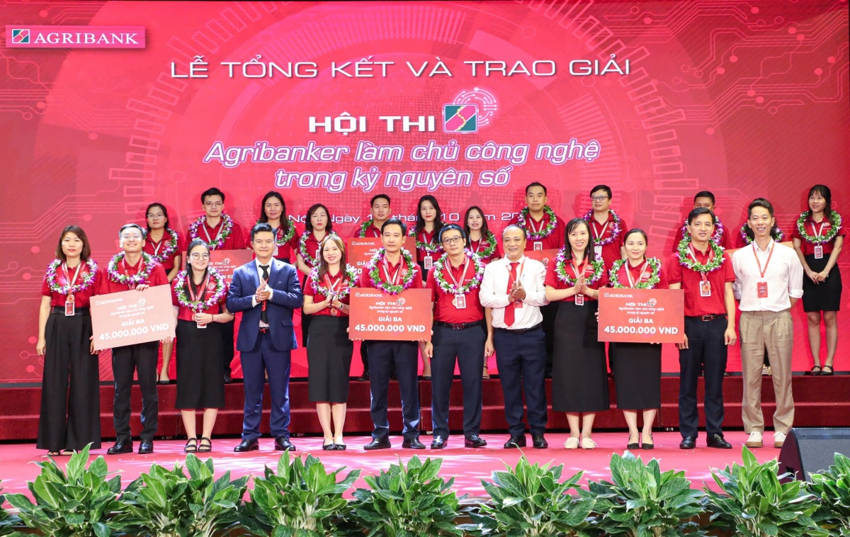 Agribank lan tỏa tinh thần đổi mới sáng tạo qua Hội thi “Agribanker làm chủ công nghệ trong kỷ nguyên số”