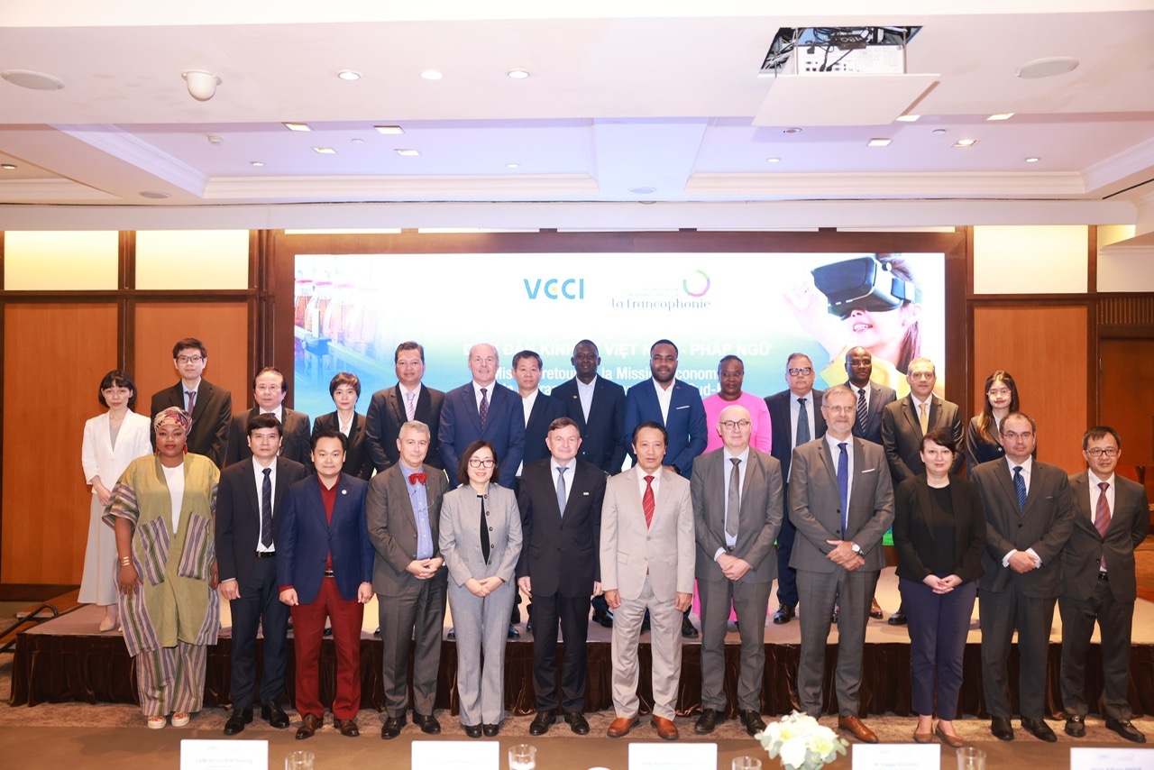 Các đại biểu tham dự Diễn đàn kinh tế Việt Nam - Pháp ngữ Các đại biểu tham dự Diễn đàn kinh tế Việt Nam - Pháp ngữ