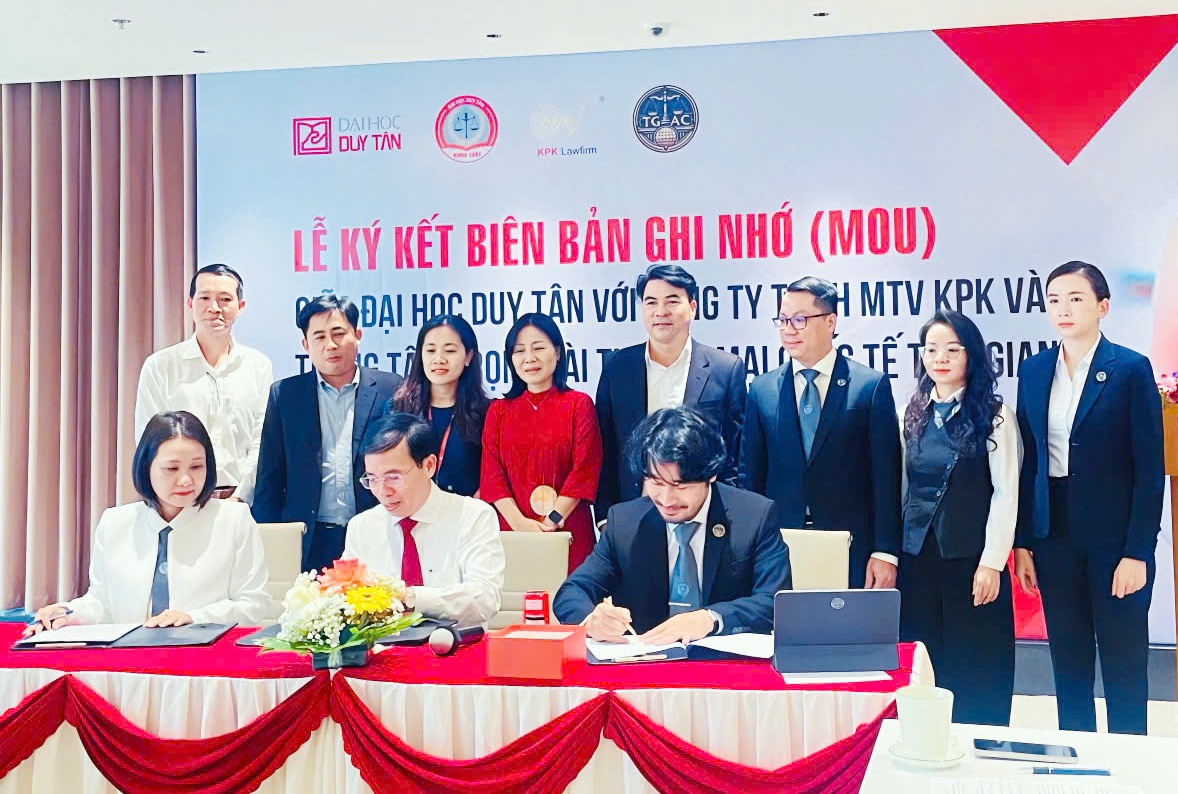 Tăng cường gắn kết đào tạo với thực tiễn Tăng cường gắn kết đào tạo với thực tiễn