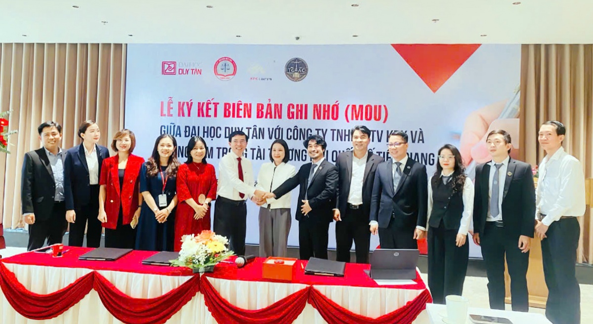 Tăng cường gắn kết đào tạo với thực tiễn Tăng cường gắn kết đào tạo với thực tiễn