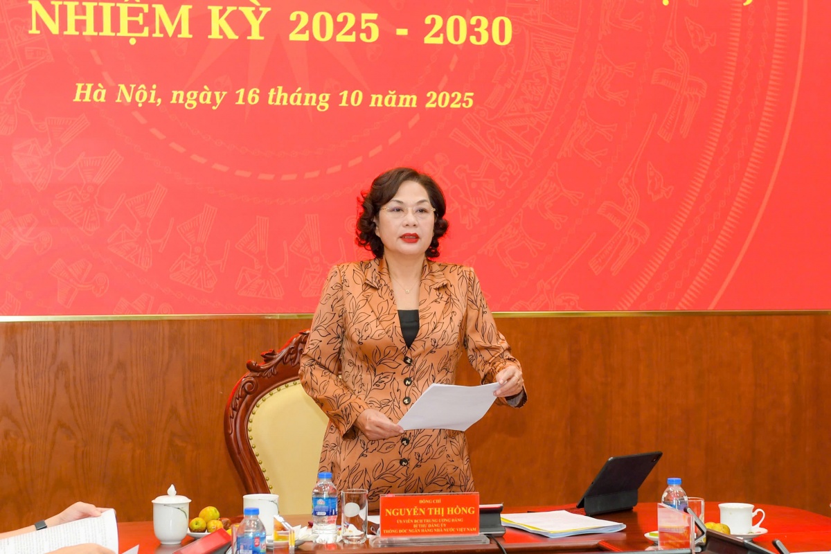 Đảng ủy NHNN đã lãnh đạo, chỉ đạo hoàn thành tốt nhiệm vụ chính trị trên mọi mặt Đảng ủy NHNN đã lãnh đạo, chỉ đạo hoàn thành tốt nhiệm vụ chính trị trên mọi mặt