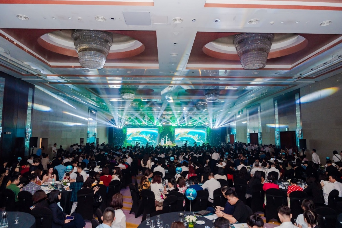 Ghi nhận tại 1 sự kiện hồi đầu tháng 10 với hơn 600 khách hàng, khẳng định sức hút bền vững của Vinhomes Green Paradise