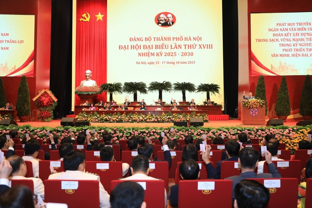 Đại hội đại biểu Đảng bộ thành phố Hà Nội lần thứ XVIII, nhiệm kỳ 2025-2030, ngày 17/10. Ảnh: Trung tâm Báo chí Đại hội.