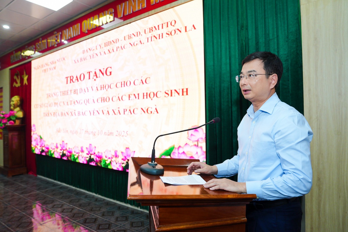 Đồng chí Nguyễn Thanh Hà, Phó Thống đốc NHNN phát biểu tại buổi lễ