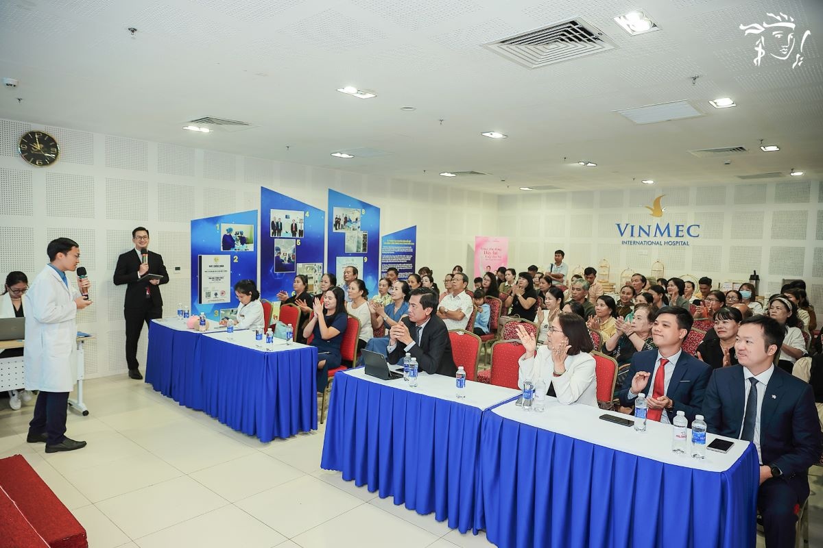 Hội thảo thu hút đông đảo khách hàng tham dự Hội thảo thu hút đông đảo khách hàng tham dự