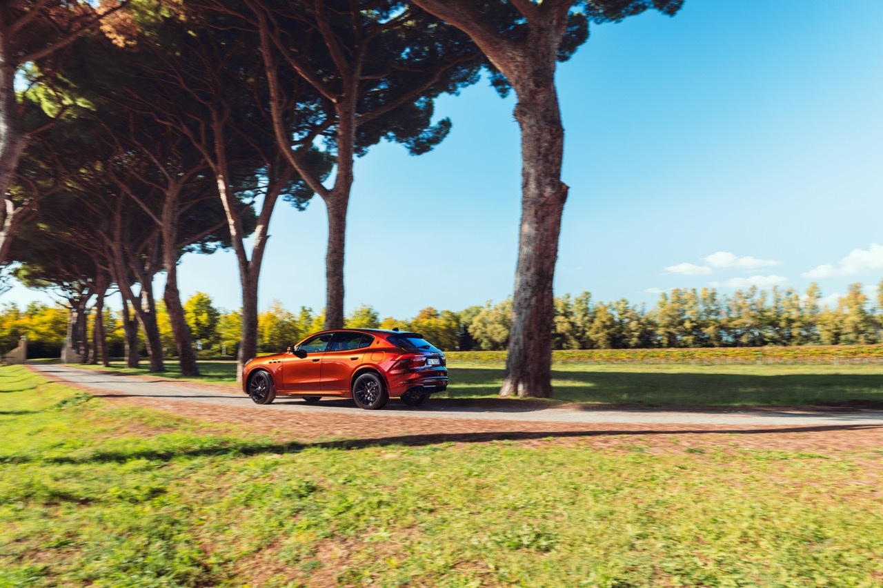 Maserati Grecale bản đặc biệt tôn vinh tinh hoa rượu vang Ý