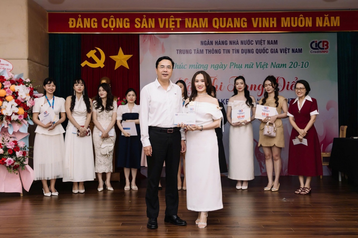 CIC lan tỏa thông điệp “Tỏa sáng phong cách” nhân ngày 20/10: Khi vẻ đẹp và trí tuệ cùng tỏa sáng nơi công sở