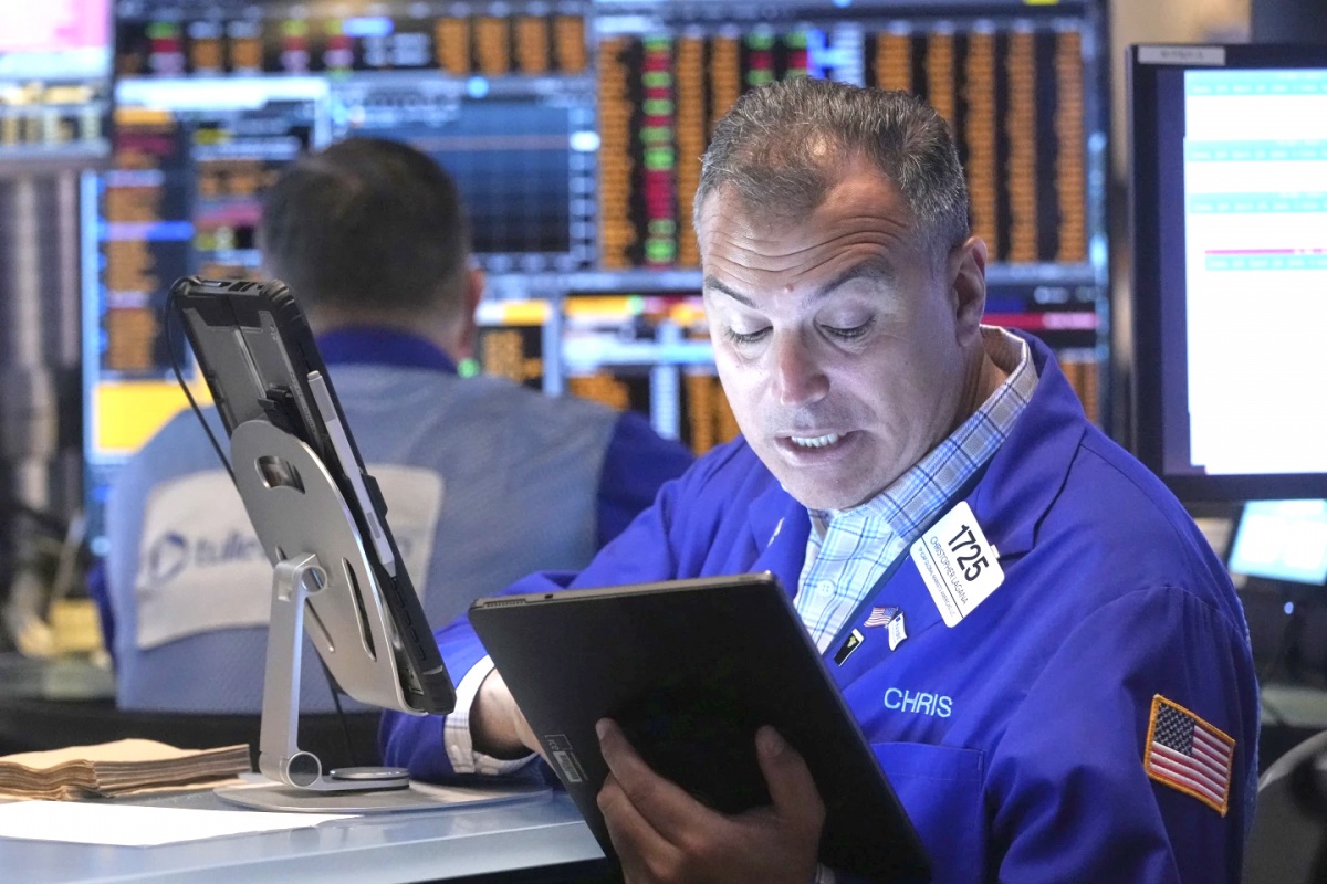 Chứng khoán Mỹ đảo chiều, giá vàng giảm mạnh sau đợt tăng trưởng liên tiếp Chứng khoán Mỹ đảo chiều, giá vàng giảm mạnh sau đợt tăng trưởng liên tiếp