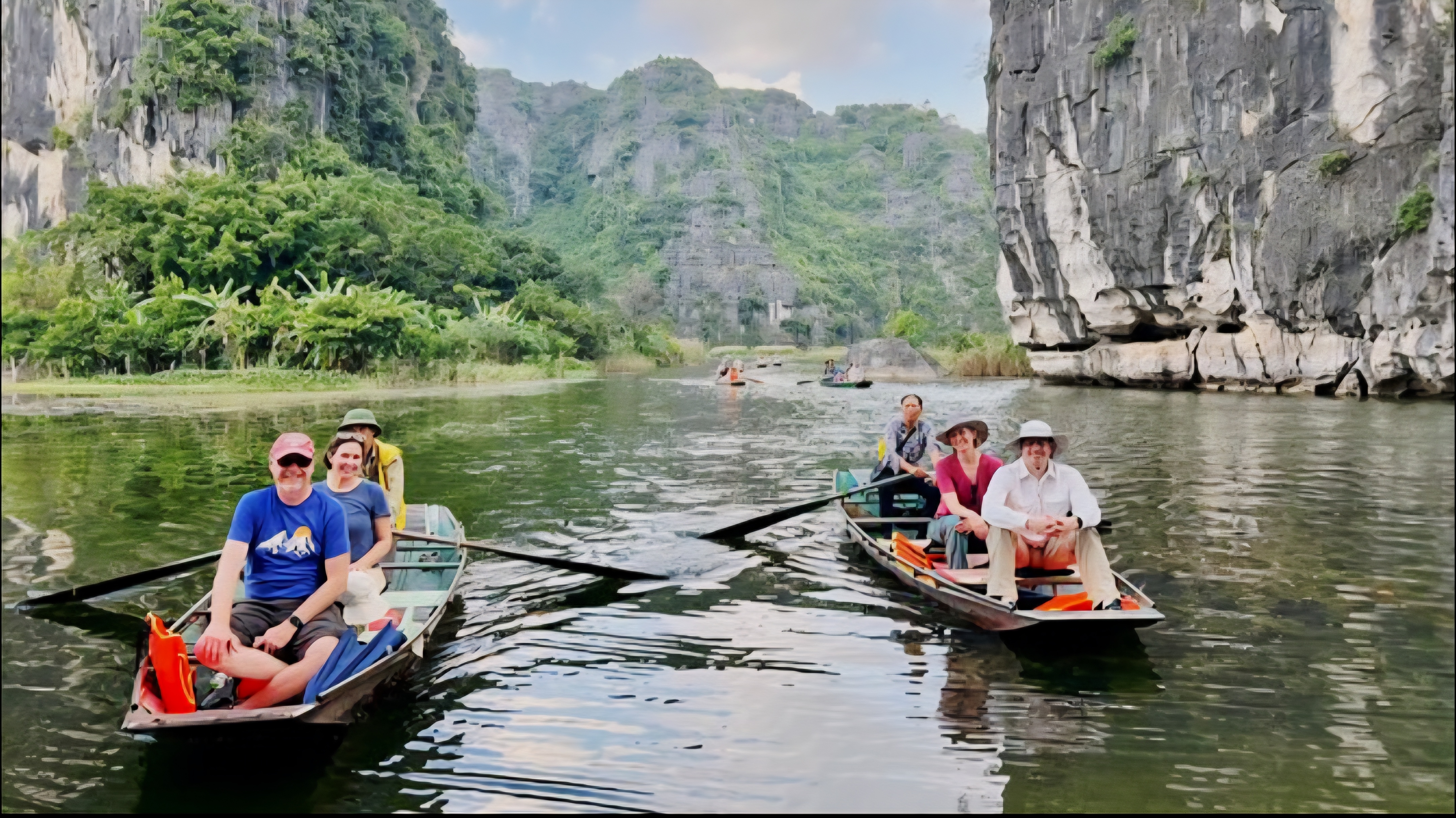 Du khách quốc tế rất yêu thích du lịch Việt Nam