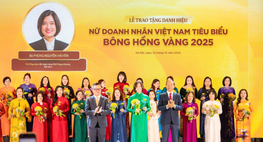 Đồng chí Phùng Nguyễn Hải Yến - Phó Tổng Giám đốc Vietcombank vinh dự được trao tặng danh hiệu “Nữ Doanh nhân Việt Nam tiêu biểu - Bông hồng Vàng 2025” Đồng chí Phùng Nguyễn Hải Yến - Phó Tổng Giám đốc Vietcombank vinh dự được trao tặng danh hiệu “Nữ Doanh nhân Việt Nam tiêu biểu - Bông hồng Vàng 2025”