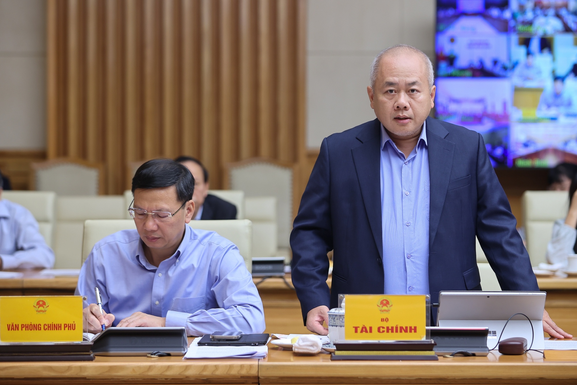 Thứ trưởng Bộ Tài chính Đỗ Thành Trung phát biểu - Ảnh: VGP/Nhật Bắc Thứ trưởng Bộ Tài chính Đỗ Thành Trung phát biểu - Ảnh: VGP/Nhật Bắc