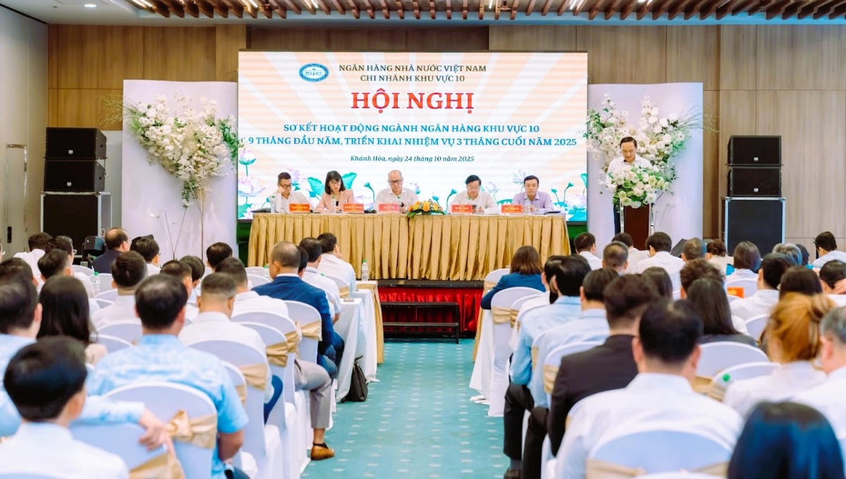 Hội nghị Sơ kết hoạt động ngành Ngân hàng khu vực 10, 9 tháng đầu năm và triển khai nhiệm vụ 3 tháng cuối năm 2025.