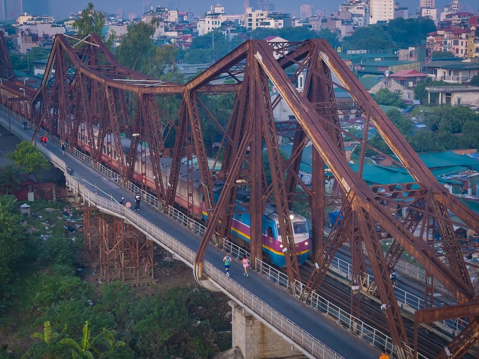 Vận động viên được trải nghiệm cung đường đi qua danh thắng mang tính biểu tượng tại Hà Nội. Vận động viên được trải nghiệm cung đường đi qua danh thắng mang tính biểu tượng tại Hà Nội.
