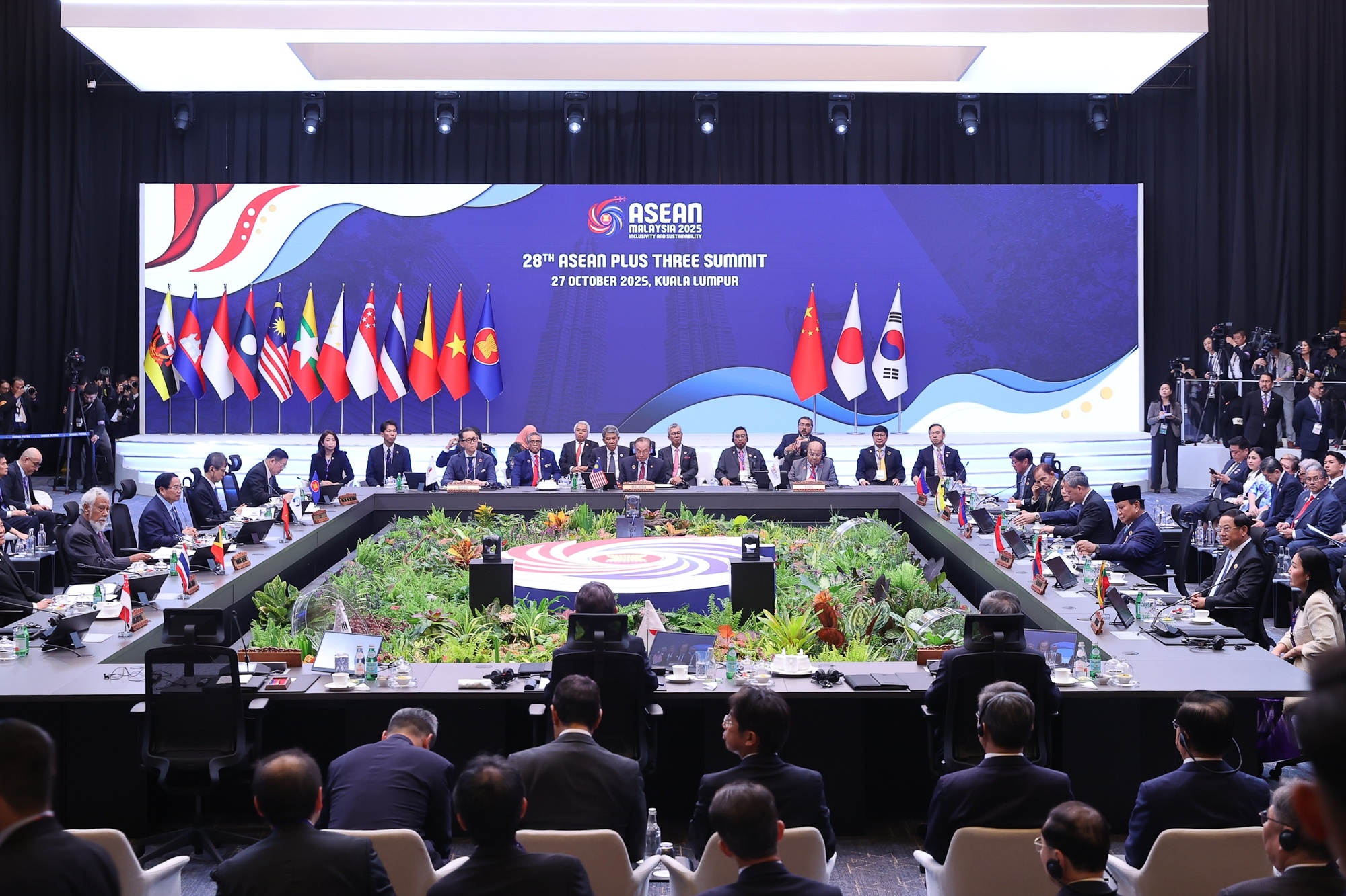 Hội nghị Cấp cao ASEAN+3 với Trung Quốc, Nhật Bản, Hàn Quốc - Ảnh: VGP/Nhật Bắc