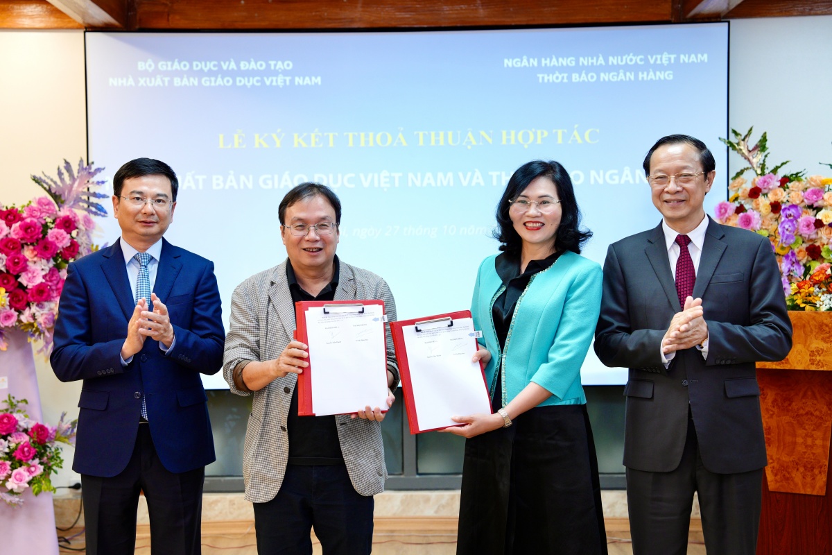 Lan toả tri thức bằng sức mạnh của thông tin Lan toả tri thức bằng sức mạnh của thông tin