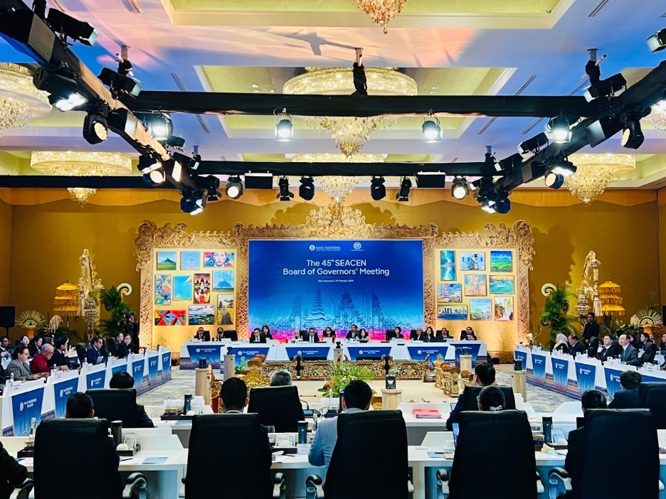 Phó Thống đốc Nguyễn Ngọc Cảnh tham dự Hội nghị Hội đồng Thống đốc SEACEN lần thứ 45 và Hội thảo cấp cao lần thứ 61 Phó Thống đốc Nguyễn Ngọc Cảnh tham dự Hội nghị Hội đồng Thống đốc SEACEN lần thứ 45 và Hội thảo cấp cao lần thứ 61