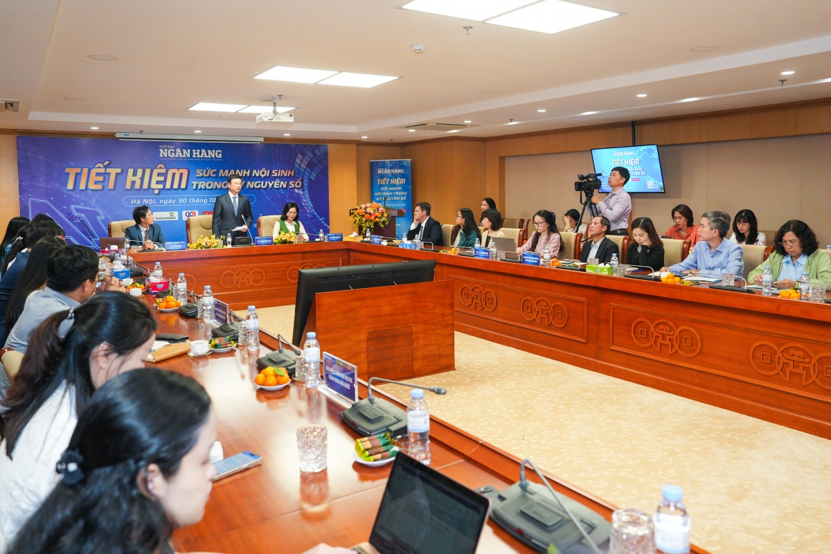 Ngân hàng - cầu nối chuyển hóa tiết kiệm thành đầu tư, niềm tin thành thịnh vượng Ngân hàng - cầu nối chuyển hóa tiết kiệm thành đầu tư, niềm tin thành thịnh vượng