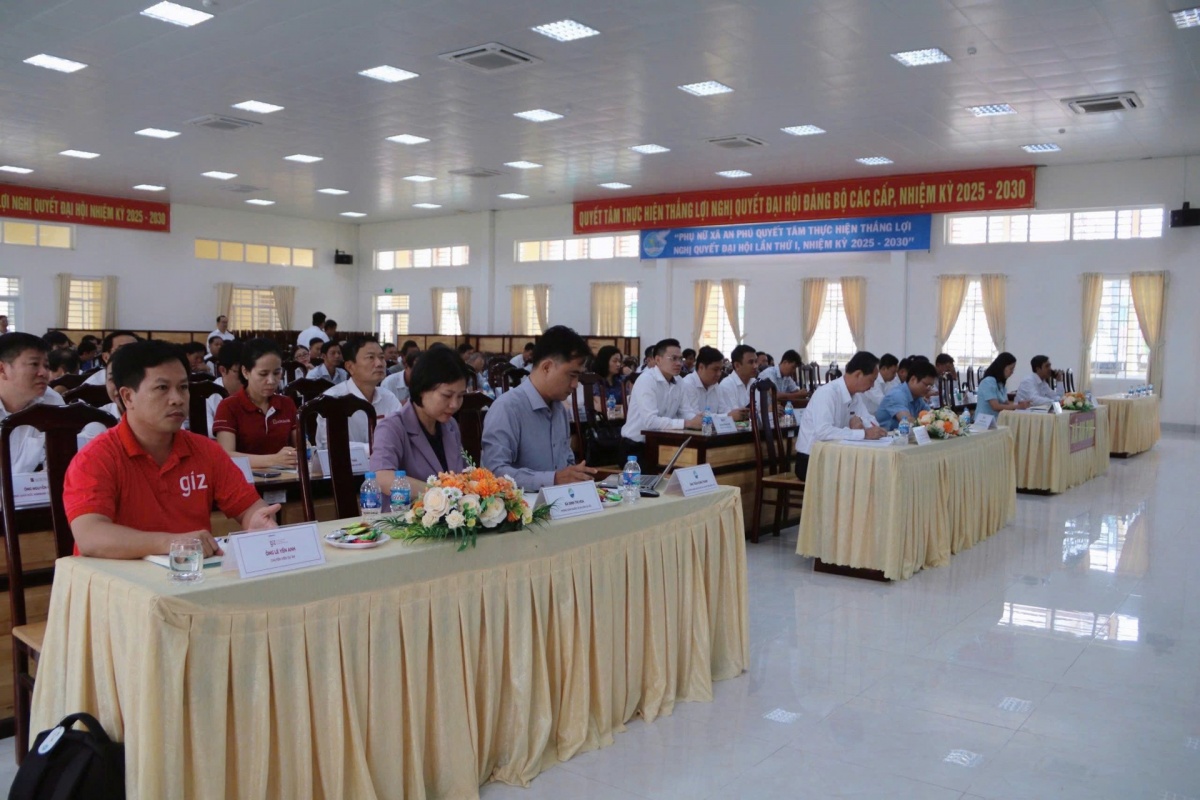 ABIC chi trả gần 62 triệu đồng bảo hiểm cây lúa cho nông dân xã An Phú