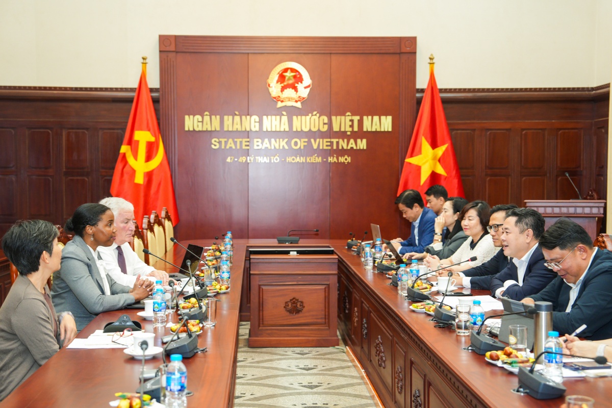 Quang cảnh buôi tiếp