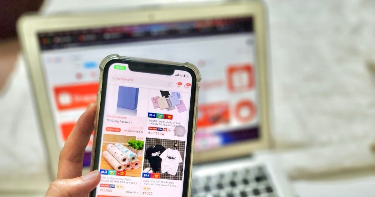 VNeID đang mở ra hướng đi mới cho một môi trường thương mại điện tử minh bạch, an toàn và phát triển bền vững. VNeID đang mở ra hướng đi mới cho một môi trường thương mại điện tử minh bạch, an toàn và phát triển bền vững.