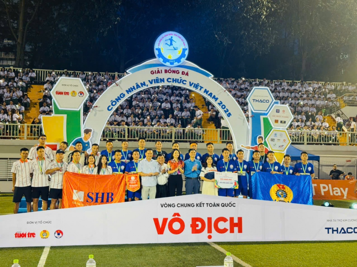 Đội bóng Công đoàn NHVN giành ngôi Á quân tại giải bóng đá CNVC năm 2025